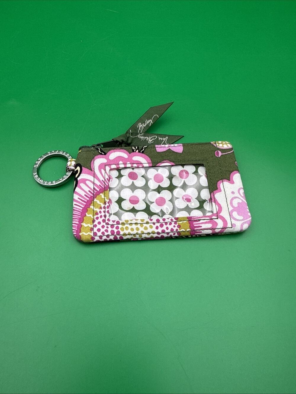 Vera Bradley Chelsea Green Paisley Quilted Zip ID Case